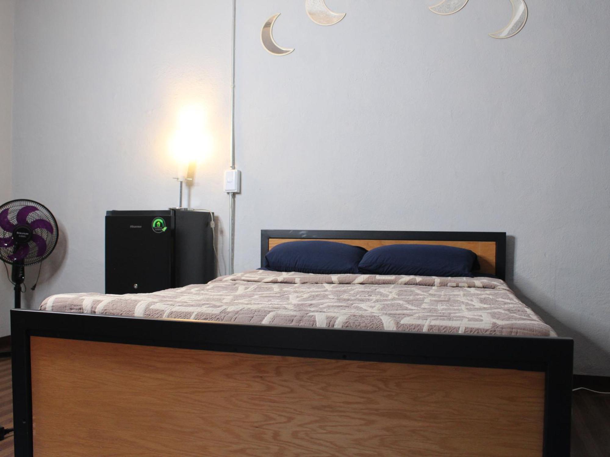 Hostal La Loteria Guadalajara Zewnętrze zdjęcie