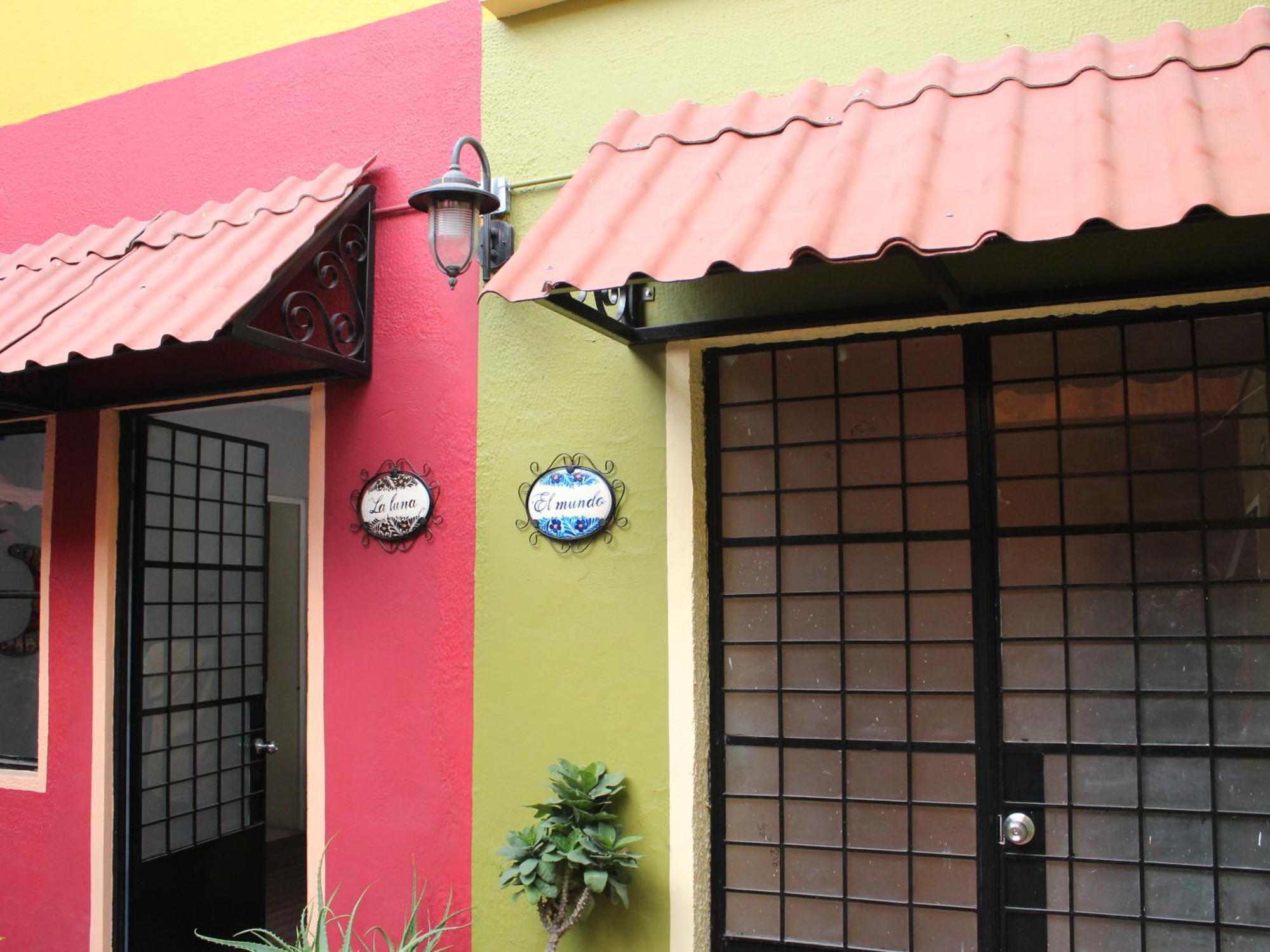 Hostal La Loteria Guadalajara Zewnętrze zdjęcie
